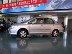 2006款 1.5L 自动标准型