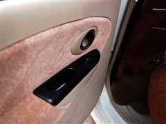 2006款 1.1L 手动舒适型