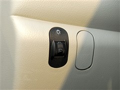 2007款 0.8L 手动基本型