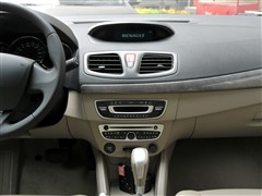2011款 2.0L 标准版