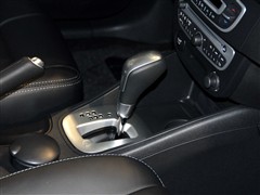2011款 2.0L 标准版