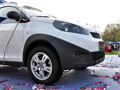 2010款 1.3L 手动尊贵型