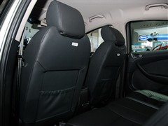 2010款 三厢 2.0L 自动尊贵型