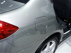 2010款 三厢 2.0L 自动尊贵型