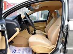 2010款 改款三厢 1.6L 手动进取型
