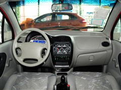 2012款 时尚版 1.0L 手动冠军型