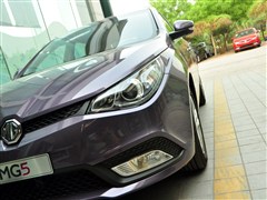 2012款 1.5L 自动领航版