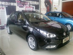 2012款 1.5L 自动领航版