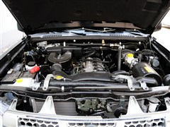 2013款 2.4L 两驱标准型 国IV