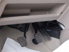 2006款 1.6L 标准型