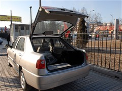 2006款 1.6L 舒适型