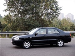 2006款 1.3L 标准型