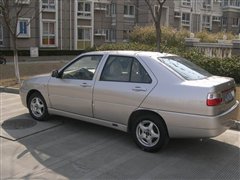 2004款 1.6L 豪华型