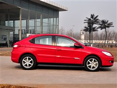 2009款 两厢 1.6L 手动标准型