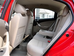 2009款 两厢 1.6L 手动标准型