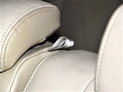 2009款 2.0L 自动豪华型