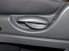 2009款 1.3L 手动实力型