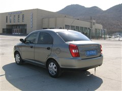 2010款 1.0L 手动舒适型