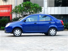 2010款 1.0L 手动舒适型