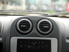 2010款 1.0L 手动舒适型