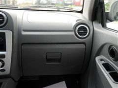 2010款 1.0L 手动舒适型