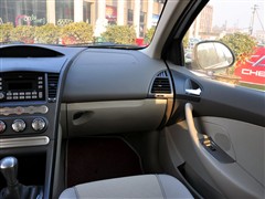 2010款 三厢 1.6L 手动进取型