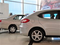 2010款 两厢 1.6L 手动进取型