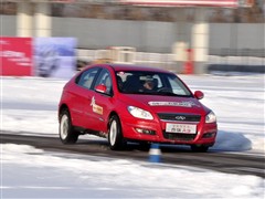 2010款 两厢 1.6L 手动进取型