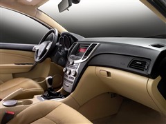 2010款 改款三厢 1.8L 自动尊贵型