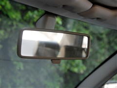 2010款 1.5L 手动豪华型