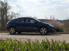 2010款 改款两厢 1.6L 手动进取型