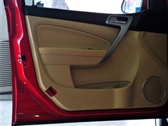 2010款 改款两厢 1.6L 手动进取型