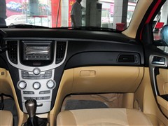 2010款 改款两厢 1.6L 手动进取型