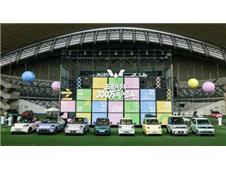 六载同行 五菱代步车全球300万用户盛典燃动成都露天音乐公园