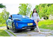 试驾昊铂 HT：城市NDA智驾领航，颠覆你的驾驶体验！